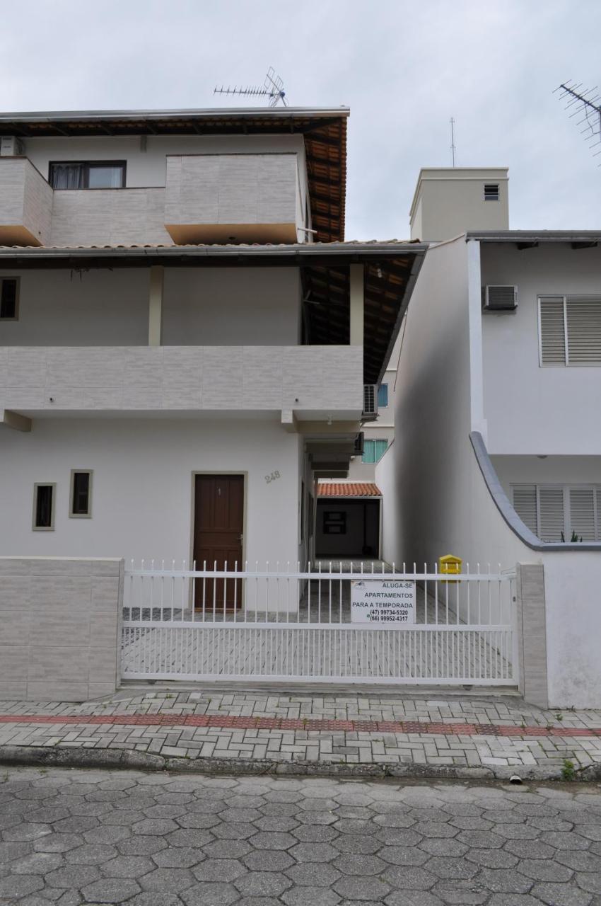 Apartamento Cobertura - 140 Metros Da Praia Bombinhas Dış mekan fotoğraf